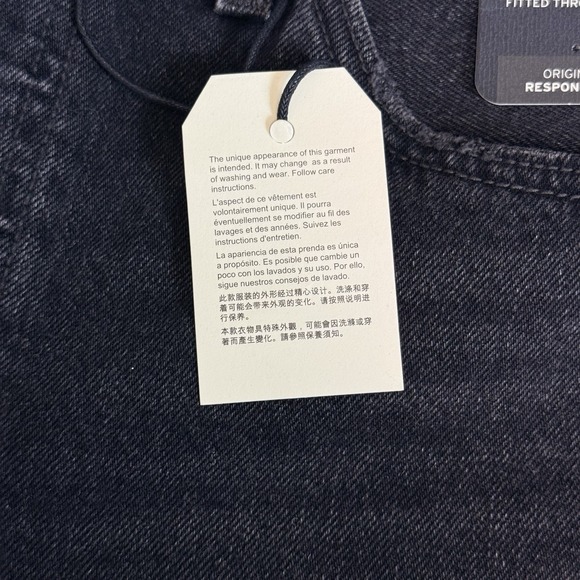 LEVI'S 501 BLACK Denim Short High Rise Fitted Through Hip Size W28 New With Tags - Picture 14 of 15